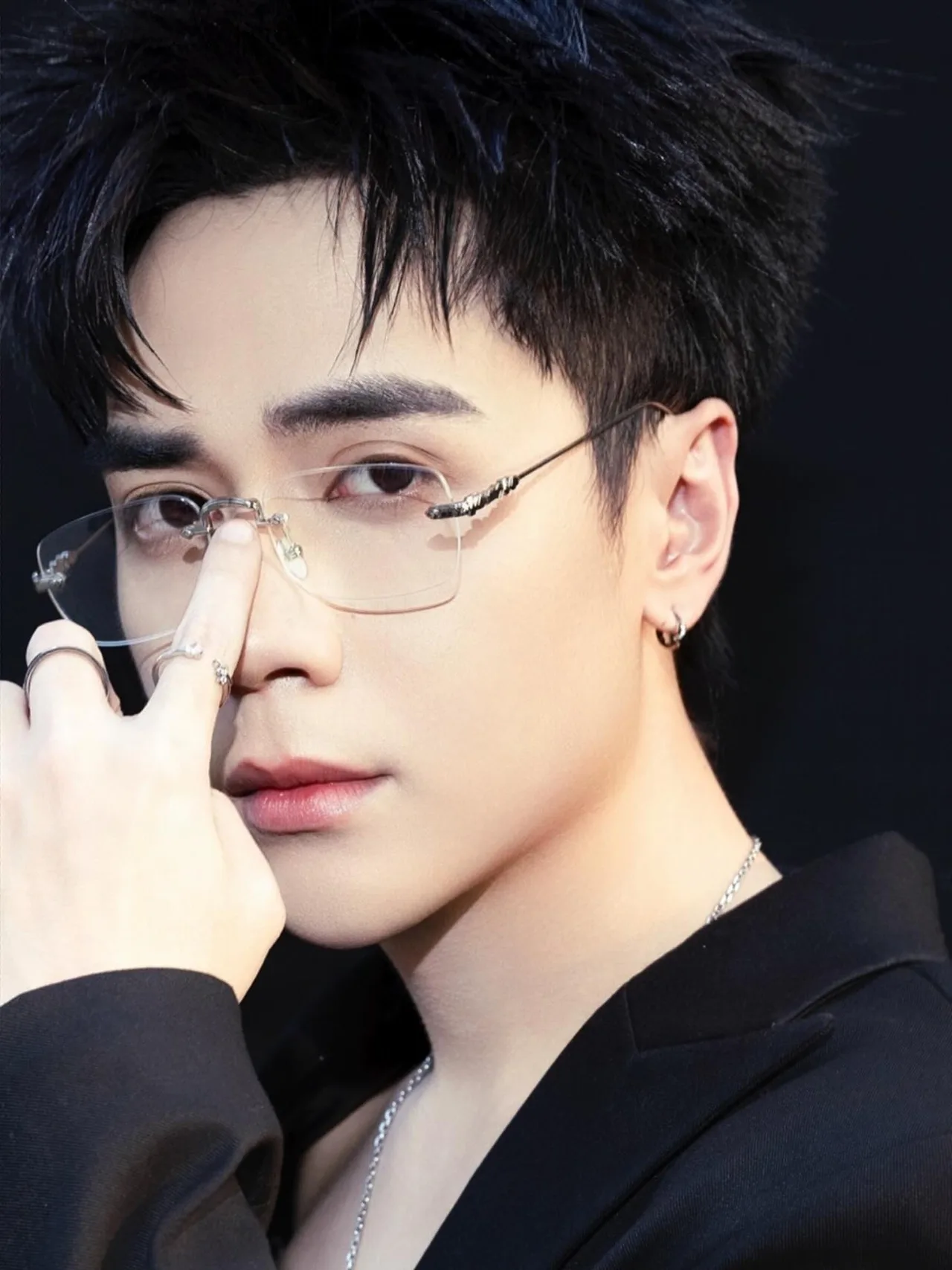 D-9